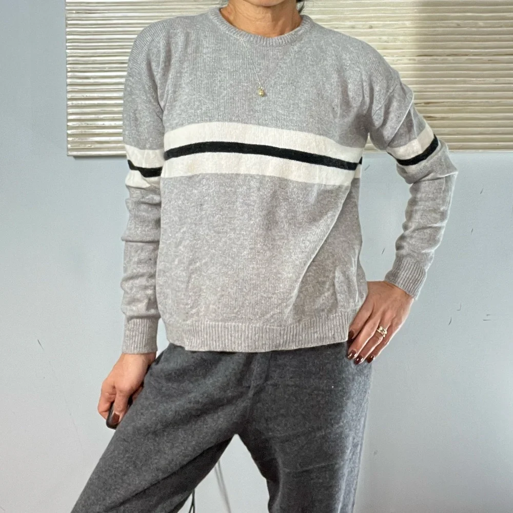 Brandy Melville Bernadette cashmere blend striped center sweater - Picture 6 of 13